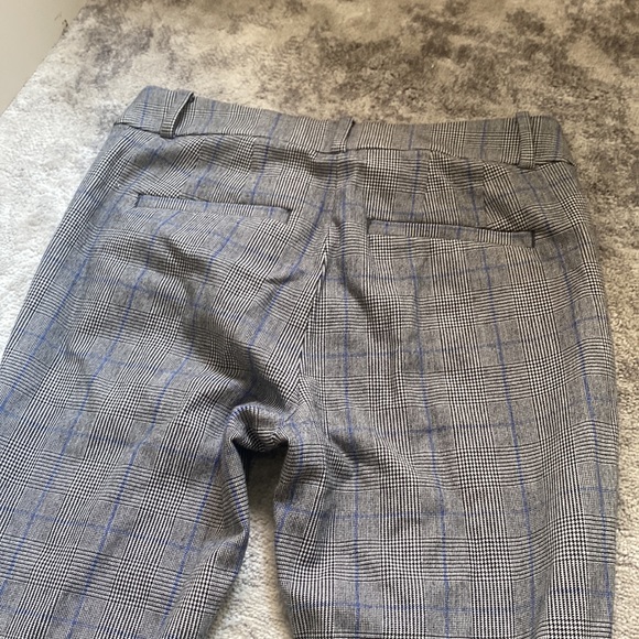 Loft high-waisted skinny pants! - Picture 3 of 3